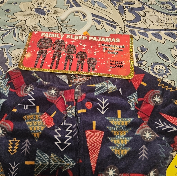 Christmas Velour Footed Pajamas, Size 24 months - Picture 3 of 5